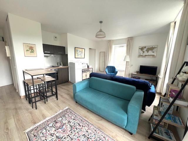 Appartement Tres Lumineux Avec Belle Vue Degagee โรชฟอต์อองแตร์ ภายนอก รูปภาพ